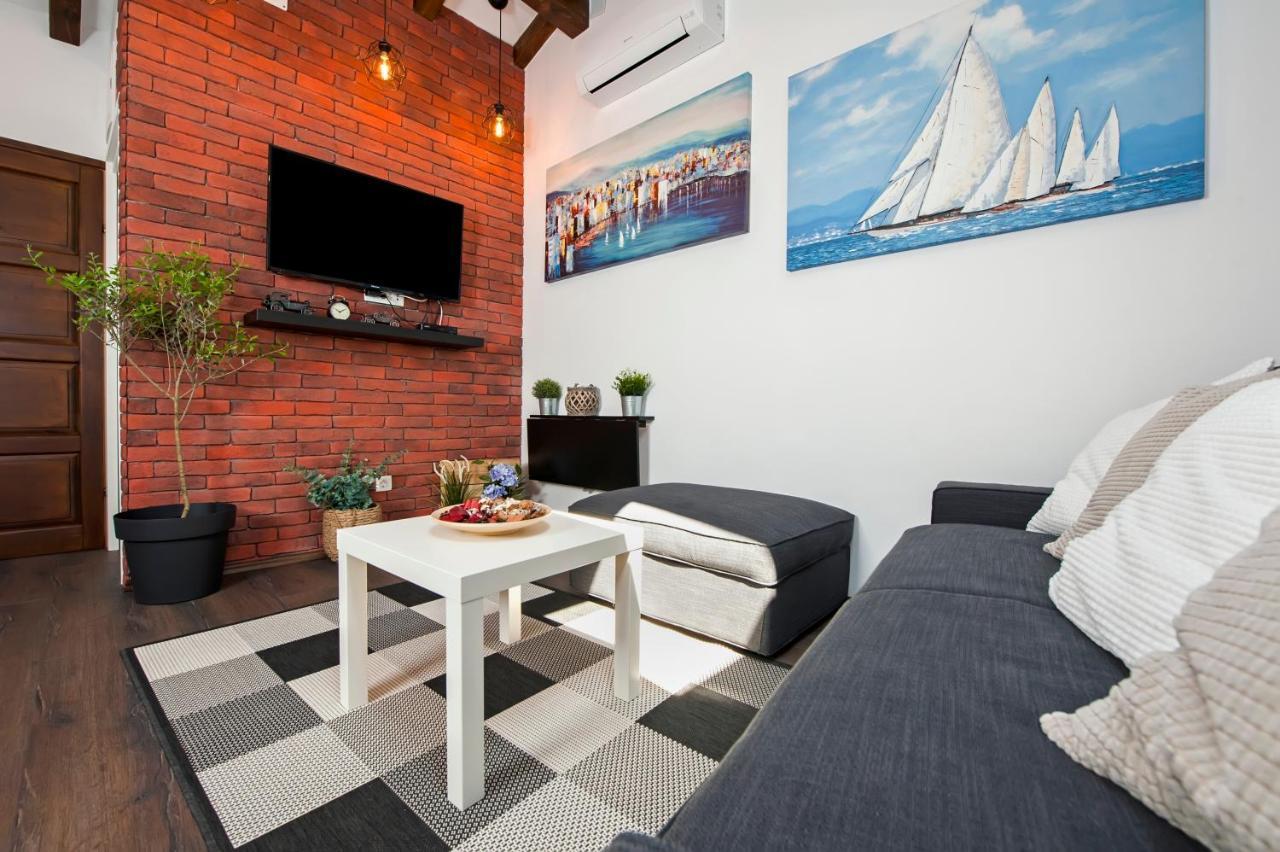 The Attic Rovinj Apartamento Exterior foto