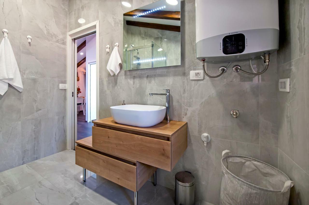 The Attic Rovinj Apartamento Exterior foto